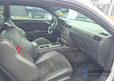 2014 Dodge Challenger Srt-8 z USA, uszkodzony, nr VIN 2C3CDYCJ0EH26306